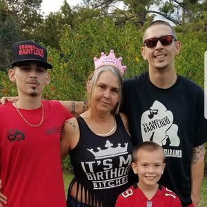 Meet your Posher, Robin